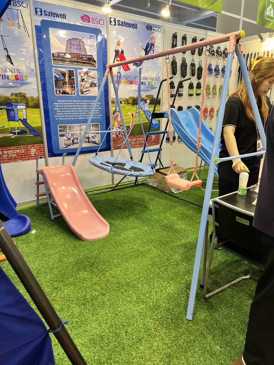 e61d4541-17d2-487f-8955-c77f90f50f10(2)